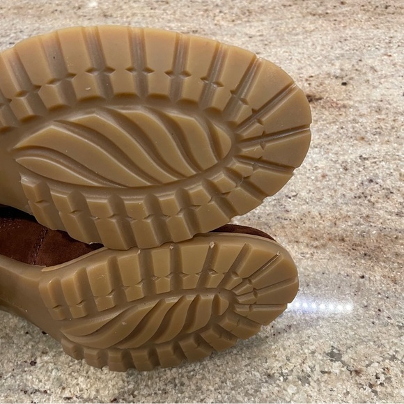 Clarks Clarkwell Hall British Tan Suede Heeled Bootie - Picture 7 of 14